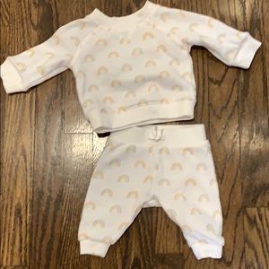 Janie and jack rainbow sweatsuit 0-3m